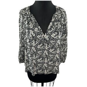 Velvet by Graham & Spencer Black White Floral Long Sleeve V-Neck Blouse Size S